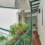Louisa Hotel