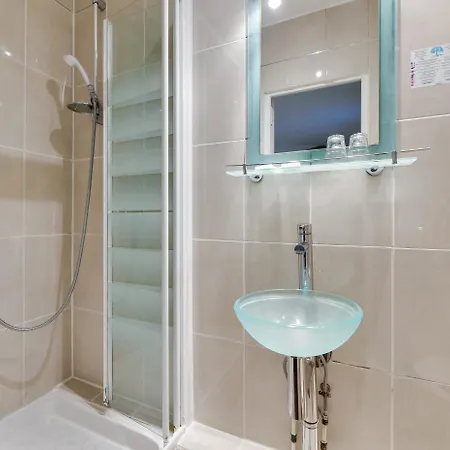 Otel Louisa Paris
