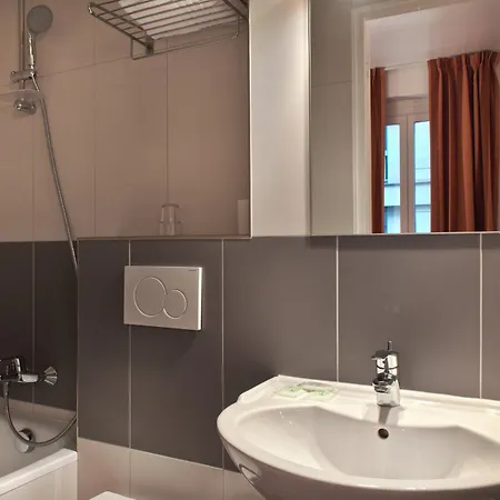 Otel Louisa 2*